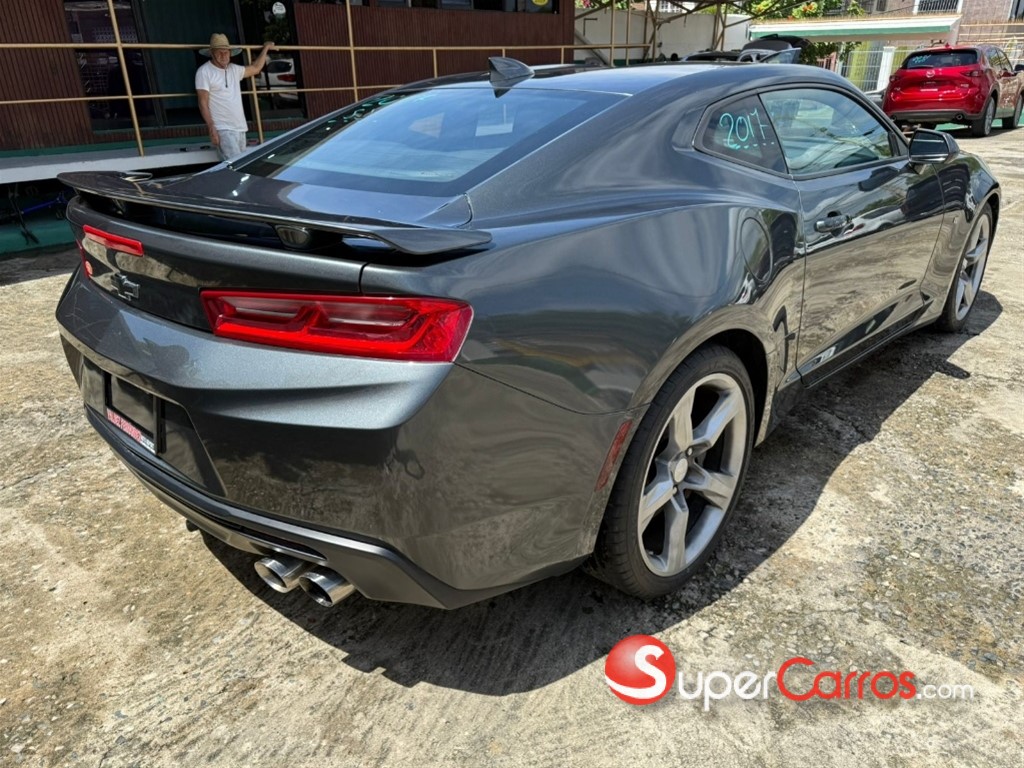 2017 Chevrolet Camaro SS — foto 7 / 8