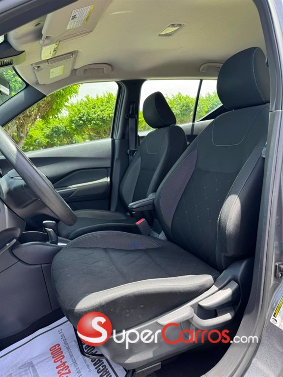 2020 Nissan Kicks — foto 8 / 11