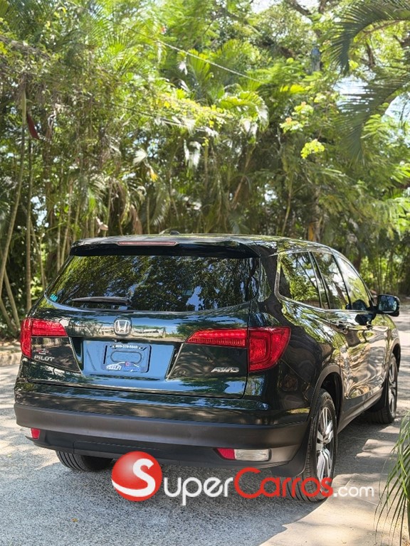 2017 Honda Pilot EX — foto 6 / 11