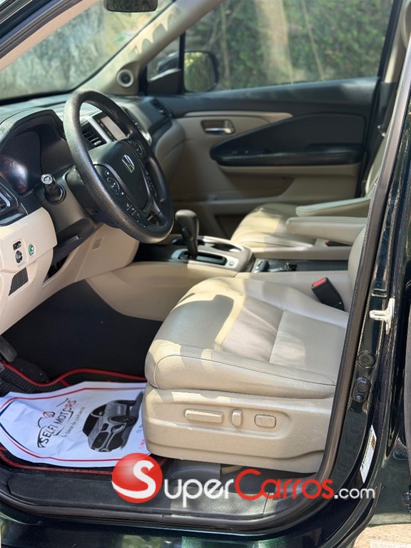 2017 Honda Pilot EX — foto 7 / 11