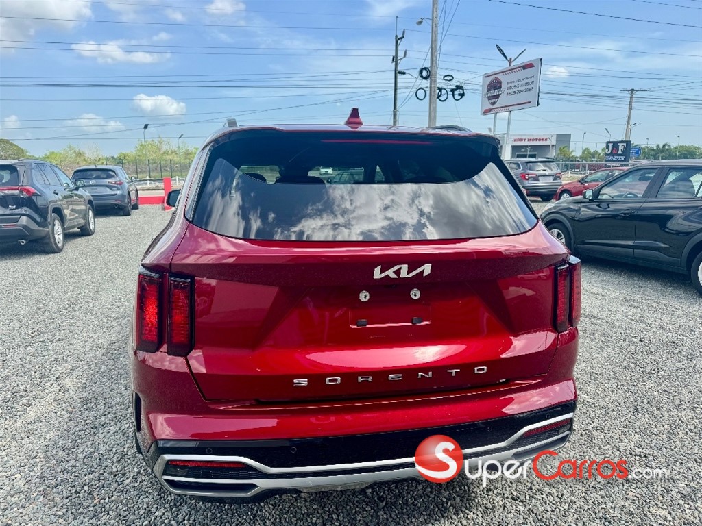 2022 Kia Sorento S — foto 4 / 9