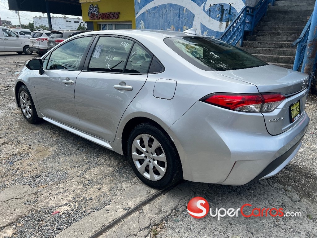 2020 Toyota Corolla LE — foto 4 / 12