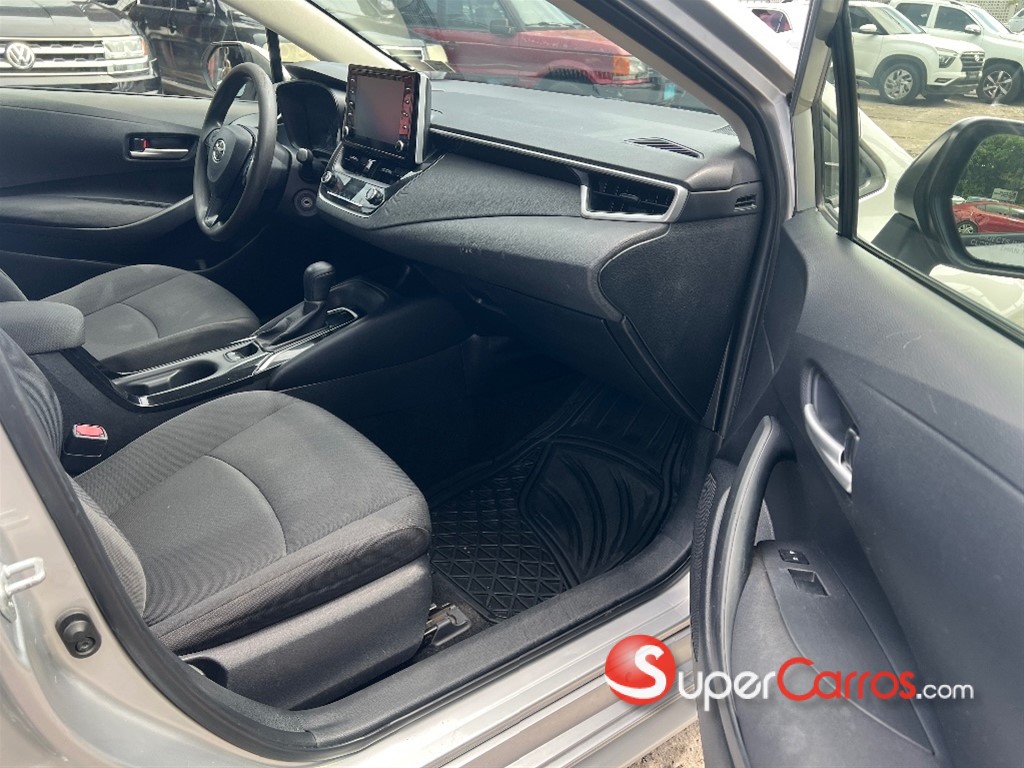 2020 Toyota Corolla LE — foto 10 / 12