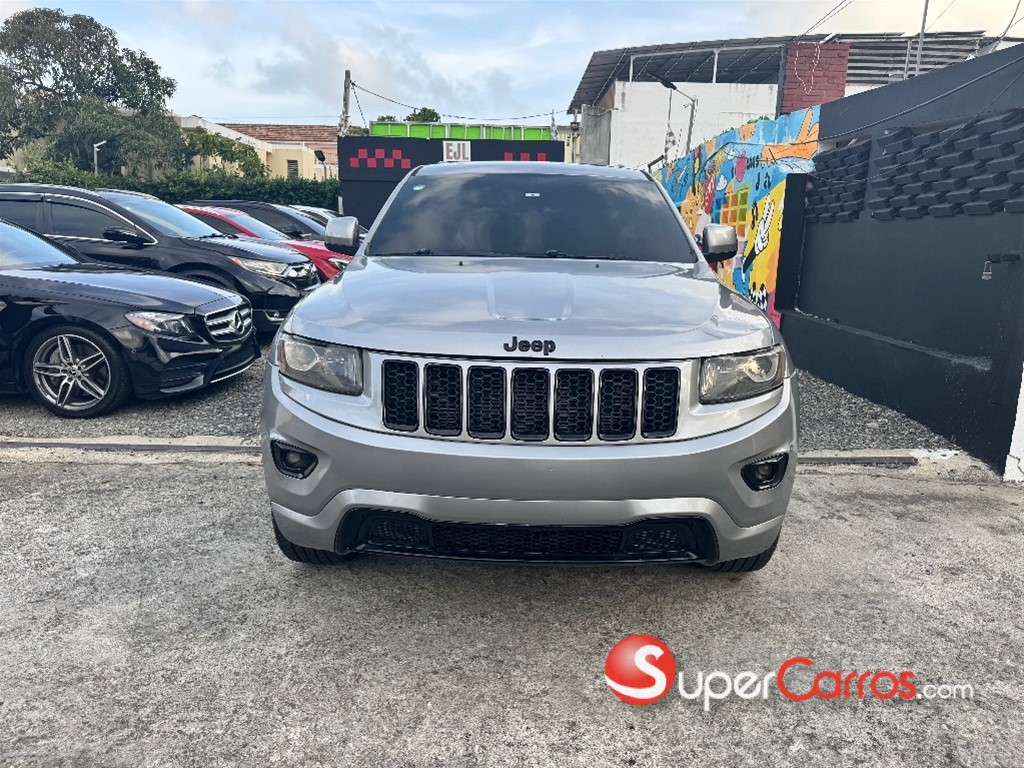 2015 Jeep Grand Cherokee Laredo — foto 2 / 12