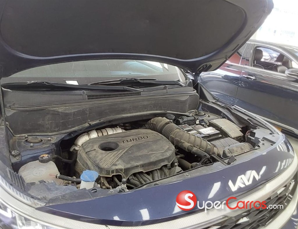 2022 Kia Seltos SX — foto 8 / 12
