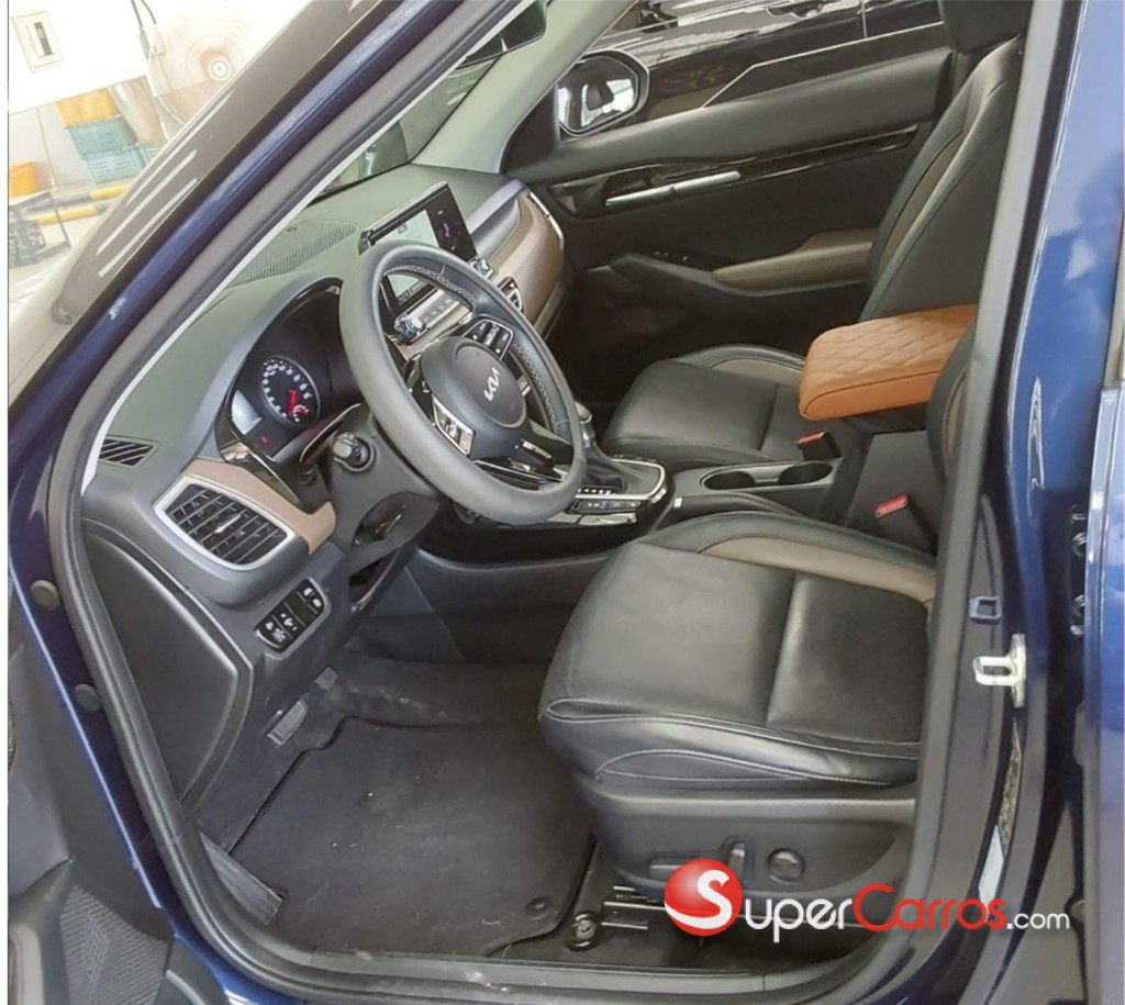 2022 Kia Seltos SX — foto 9 / 12