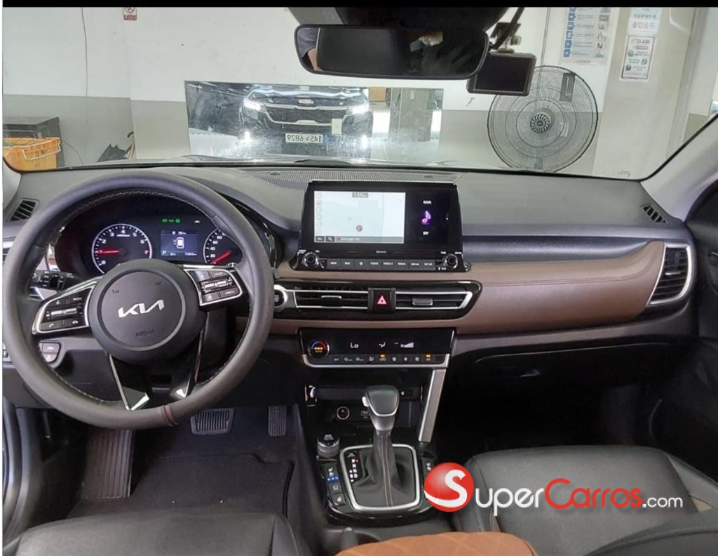 2022 Kia Seltos SX — foto 11 / 12