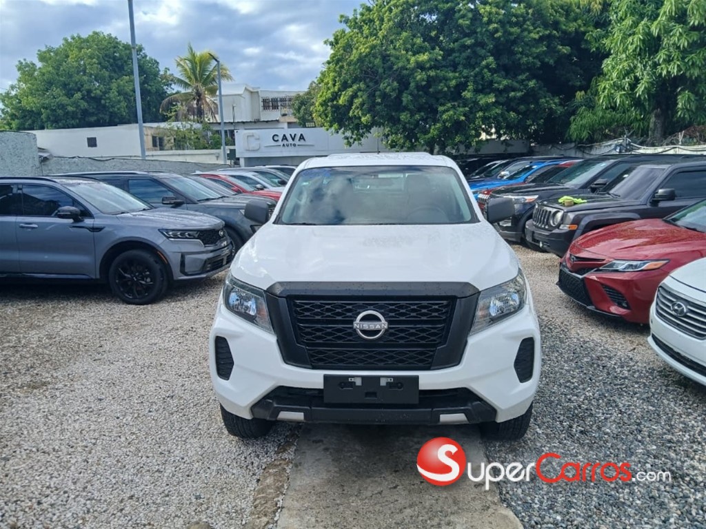 2024 Nissan Frontier — foto 2 / 11