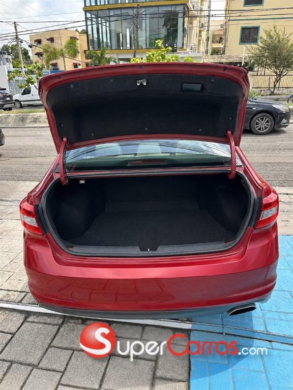 2017 Hyundai Sonata — foto 8 / 12