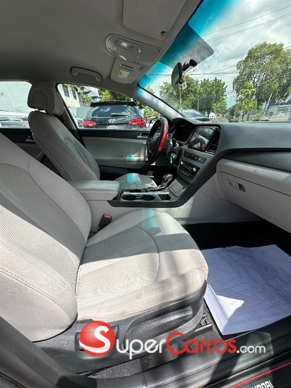 2017 Hyundai Sonata — foto 9 / 12
