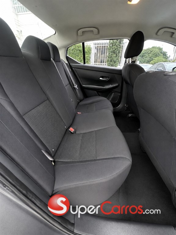 2020 Nissan Sentra SV — foto 3 / 12