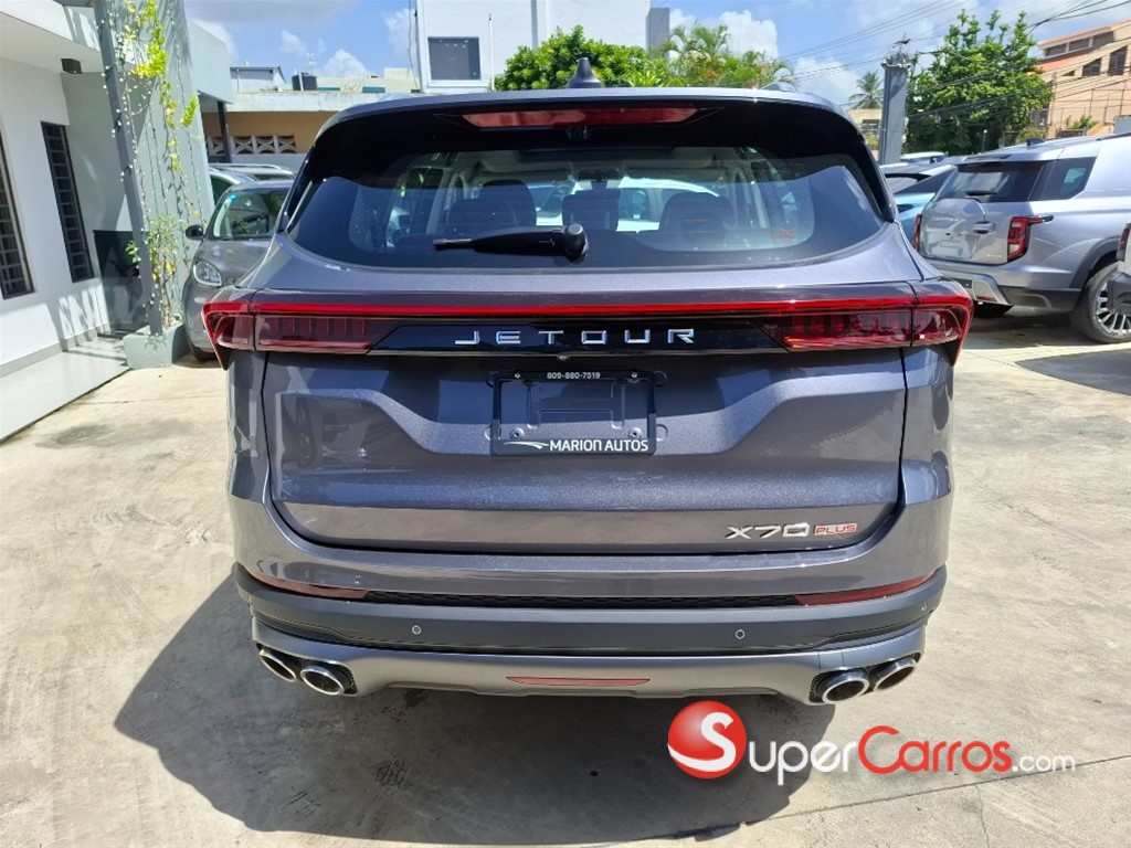 2027 Jetour X70 PLUS — foto 5 / 8