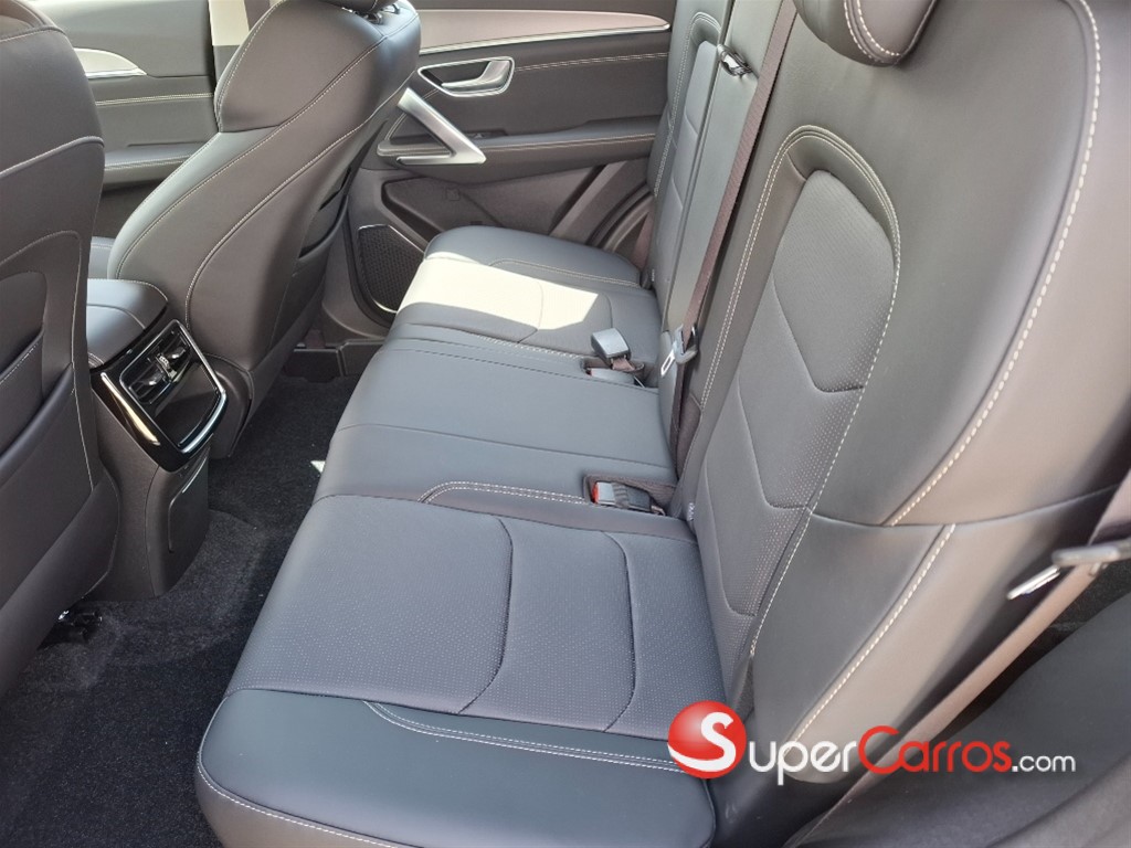 2027 Jetour X70 PLUS — foto 6 / 8