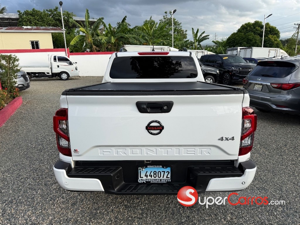 2022 Nissan Frontier Pro-4X — foto 5 / 10
