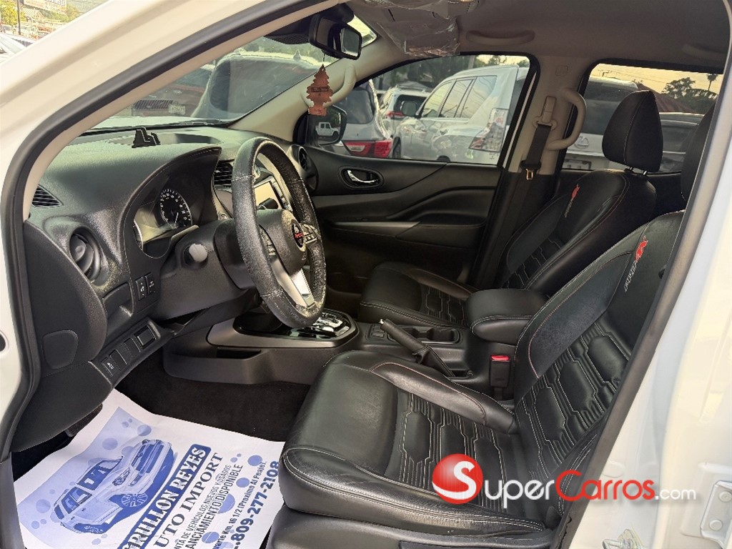 2022 Nissan Frontier Pro-4X — foto 8 / 10