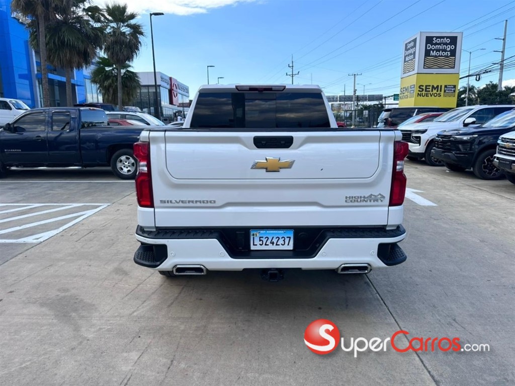 2025 Chevrolet Silverado High Country Duramax — foto 5 / 12