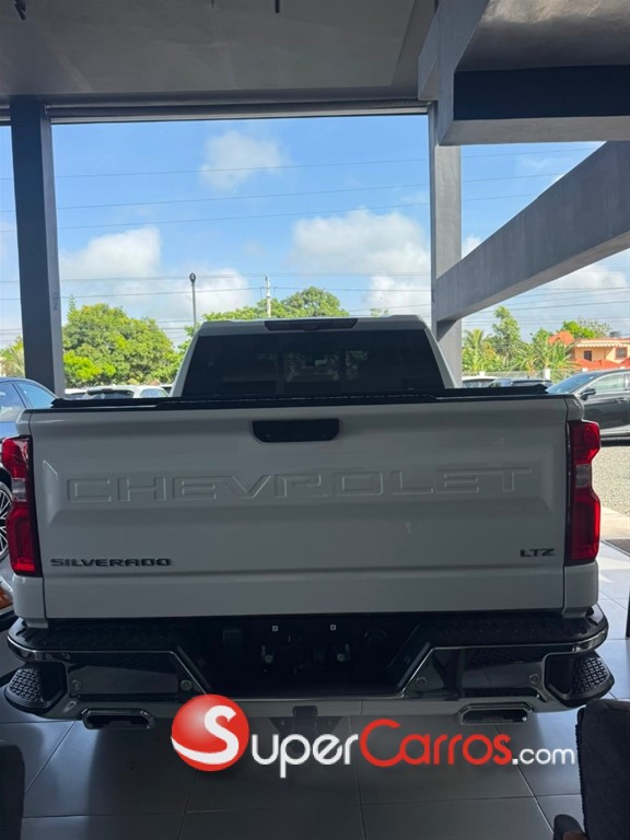 2020 Chevrolet Silverado 1500 LTZ Duramax — foto 3 / 10