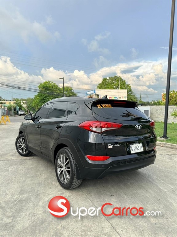 2017 Hyundai Tucson SE — foto 5 / 10