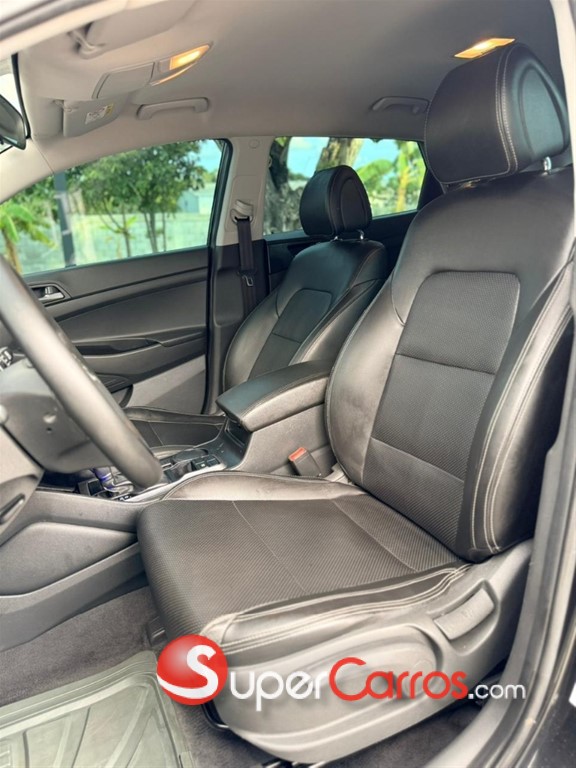 2017 Hyundai Tucson SE — foto 7 / 10