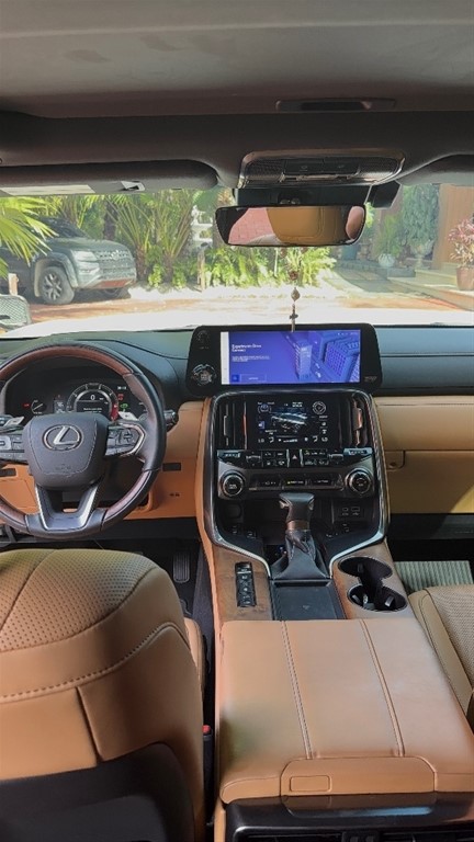 2024 Lexus LX 600 Luxury — foto 7 / 9