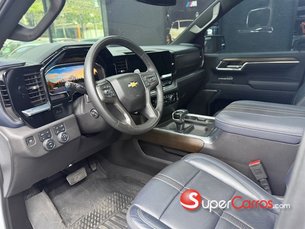 2024 Chevrolet Silverado High Country Duramax — foto 7 / 12