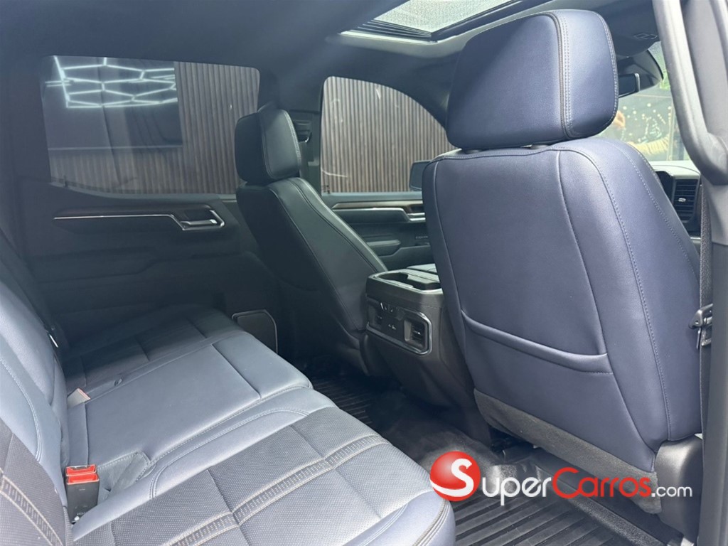 2024 Chevrolet Silverado High Country Duramax — foto 9 / 12