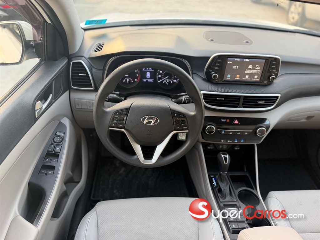 2020 Hyundai Tucson SE — foto 7 / 10