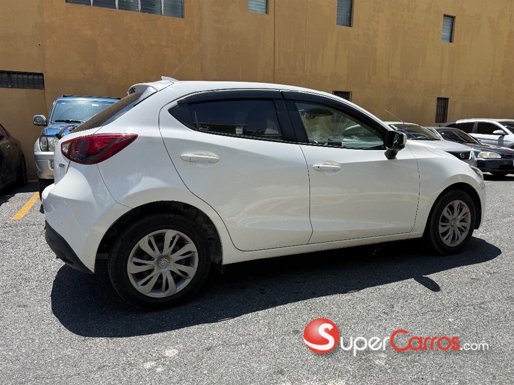 2020 Mazda Demio — foto 4 / 12