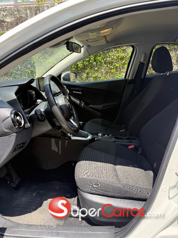 2020 Mazda Demio — foto 8 / 12