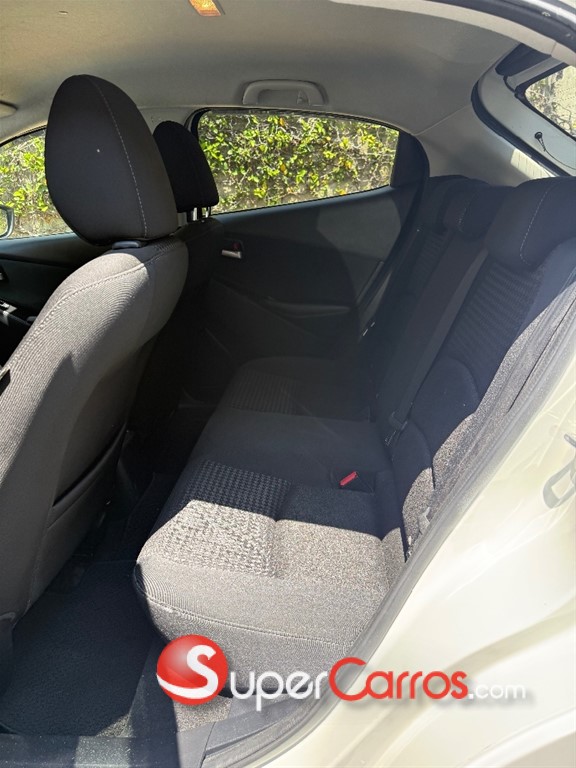 2020 Mazda Demio — foto 9 / 12