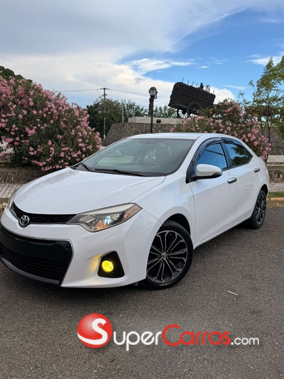 2015 Toyota Corolla S Plus — foto 2 / 9
