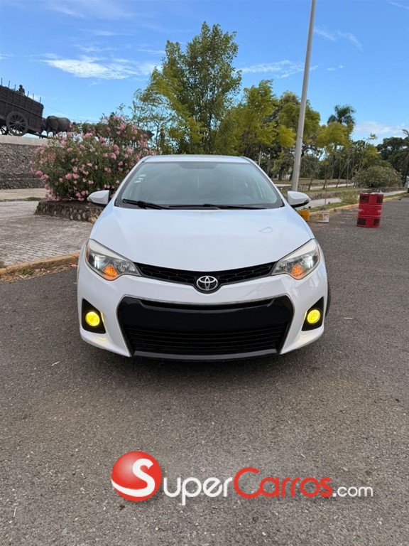 2015 Toyota Corolla S Plus — foto 3 / 9