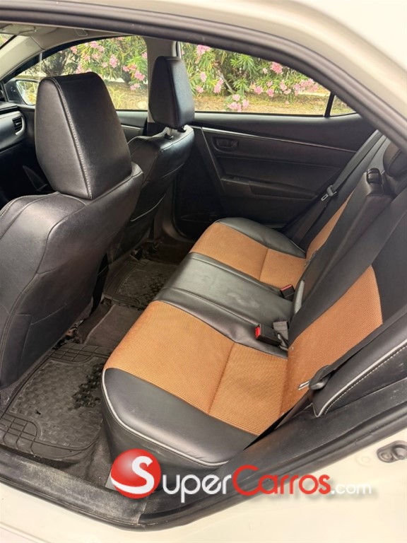 2015 Toyota Corolla S Plus — foto 8 / 9