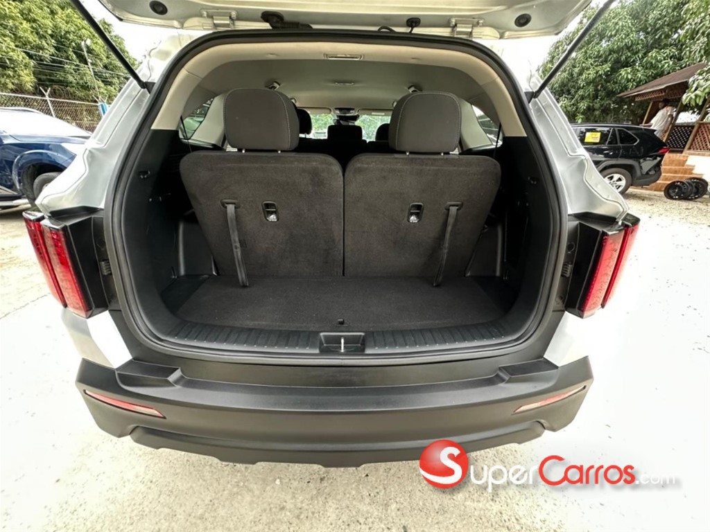 2022 Kia Sorento LX — foto 11 / 12