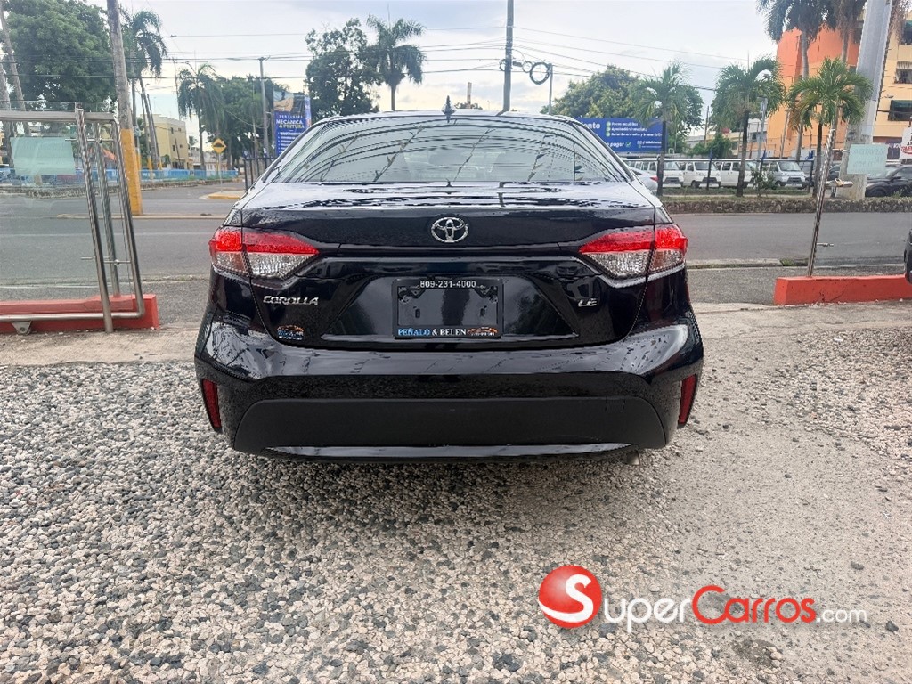 2021 Toyota Corolla LE Plus — foto 5 / 10