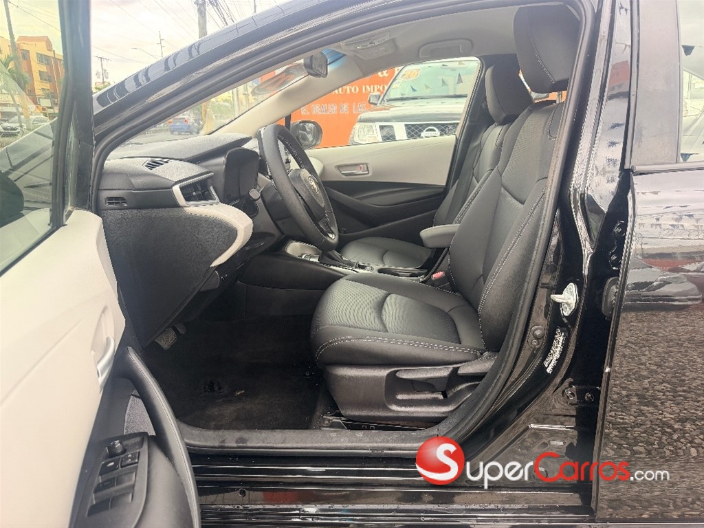 2021 Toyota Corolla LE Plus — foto 7 / 10
