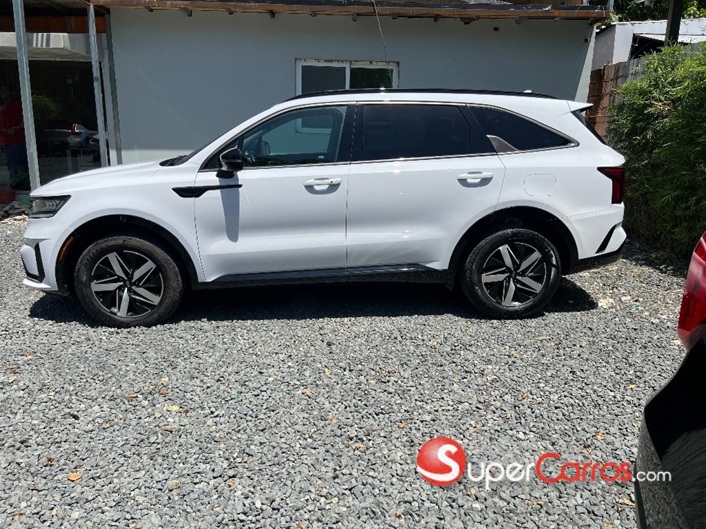 2021 Kia Sorento SXT — foto 2 / 12