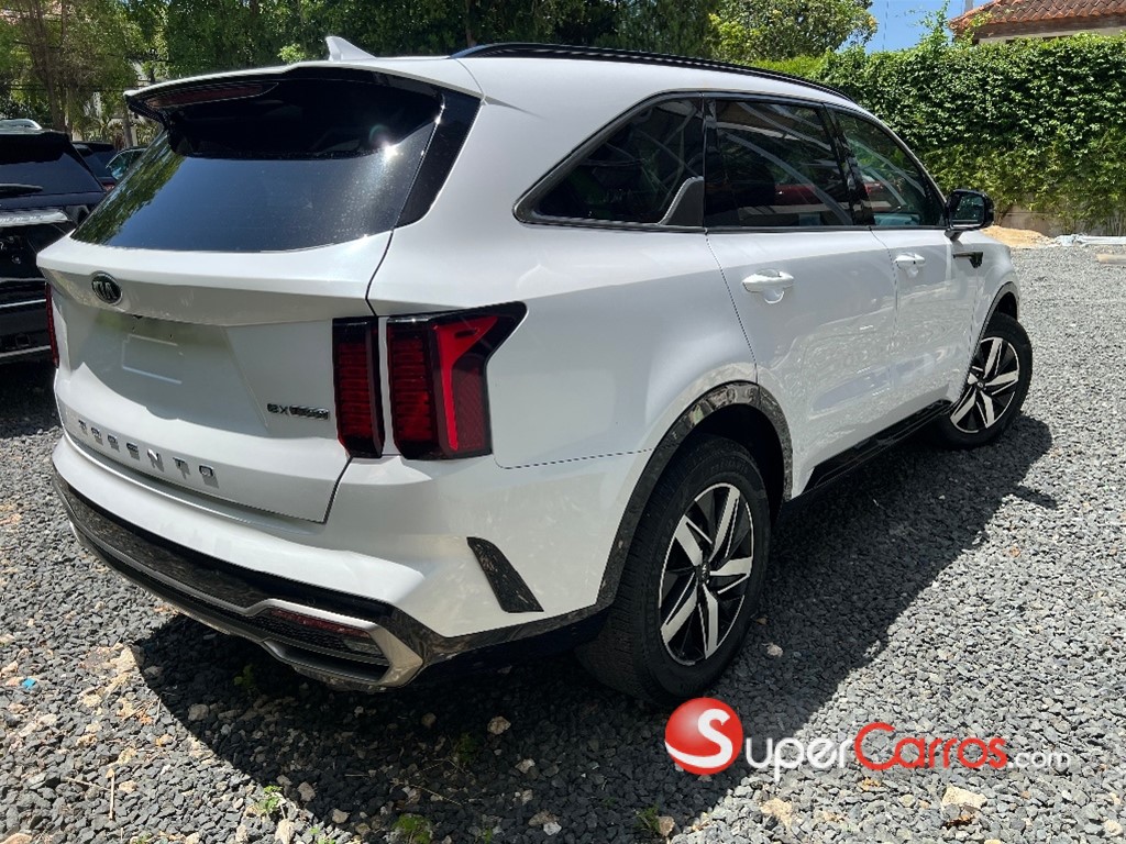 2021 Kia Sorento SXT — foto 8 / 12