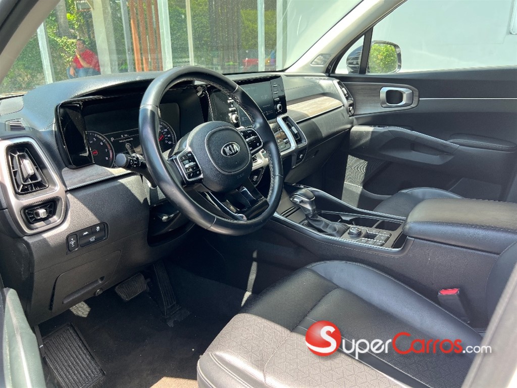 2021 Kia Sorento SXT — foto 9 / 12