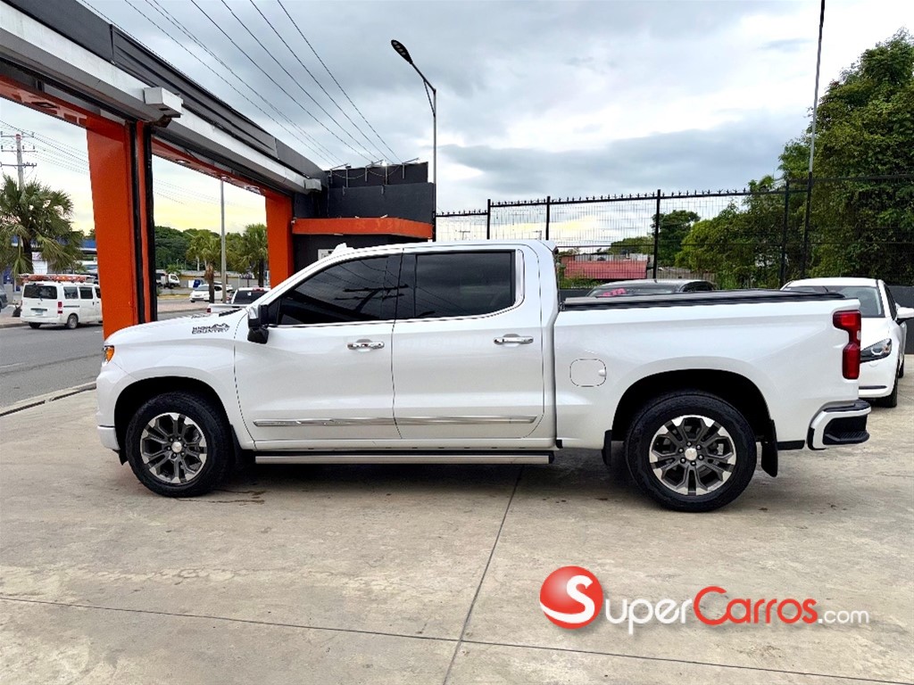 2023 Chevrolet Silverado High Country Duramax — foto 4 / 12