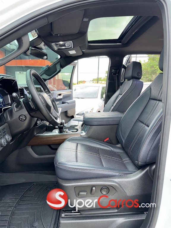 2023 Chevrolet Silverado High Country Duramax — foto 9 / 12