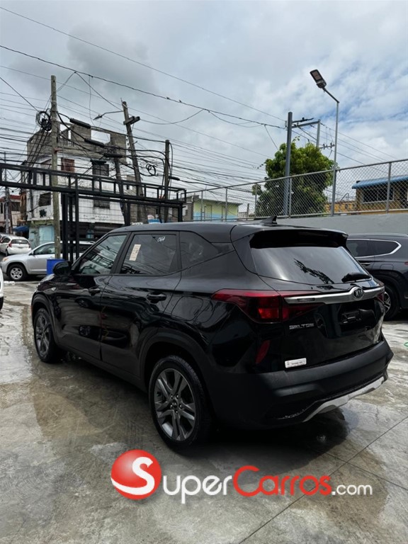 2021 Kia Seltos LX — foto 5 / 12