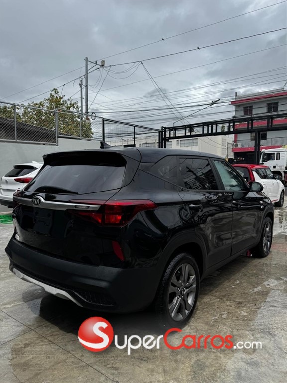 2021 Kia Seltos LX — foto 6 / 12