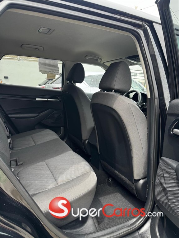 2021 Kia Seltos LX — foto 7 / 12