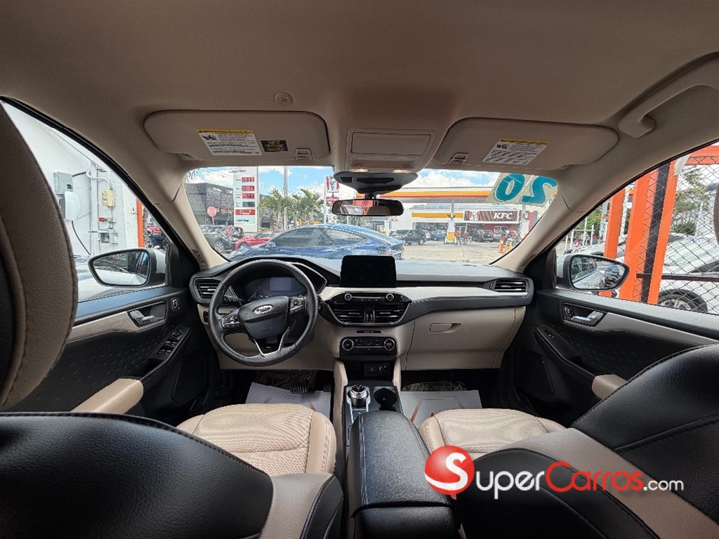 2020 Ford Escape SEL Ecoboost — foto 8 / 9