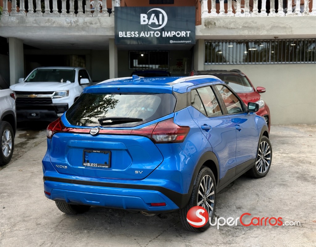 2021 Nissan Kicks SV — foto 6 / 11