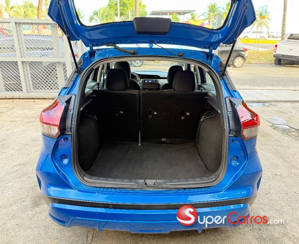 2021 Nissan Kicks SV — foto 11 / 11