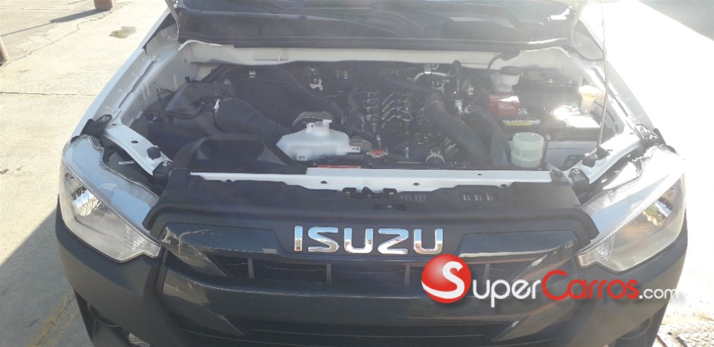 2025 Isuzu DMAX — foto 8 / 8