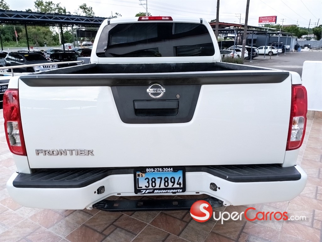 2013 Nissan Frontier LE — foto 5 / 9
