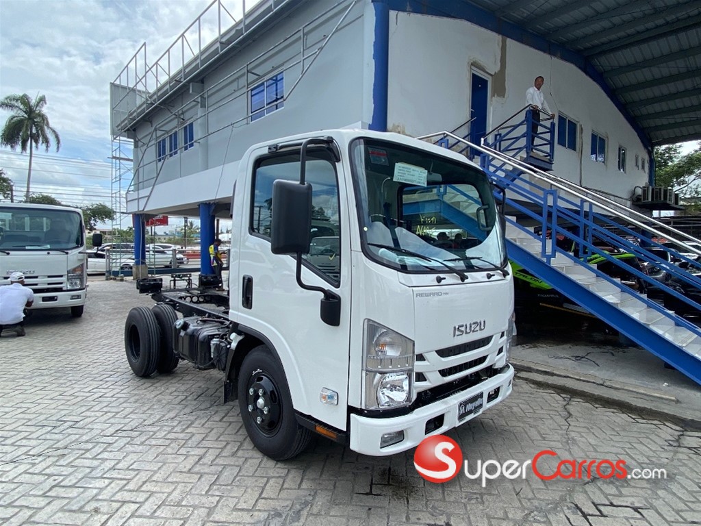 2027 Isuzu NPR 14 pies — foto 2 / 10